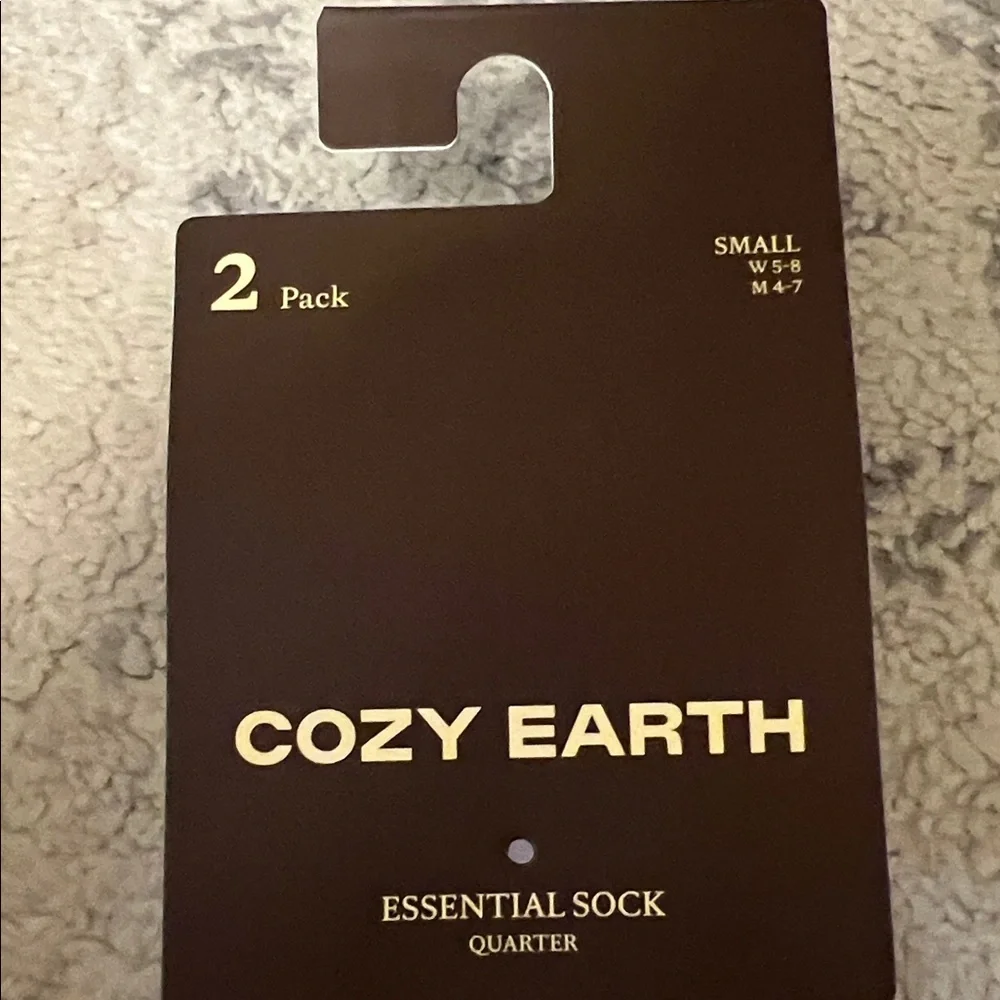 Cozy Earth Blue and White Socks